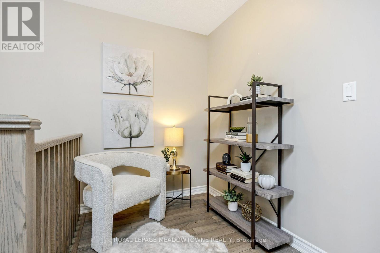 












307 YATES DRIVE

,
Milton,




Ontario
L9T2Y4

