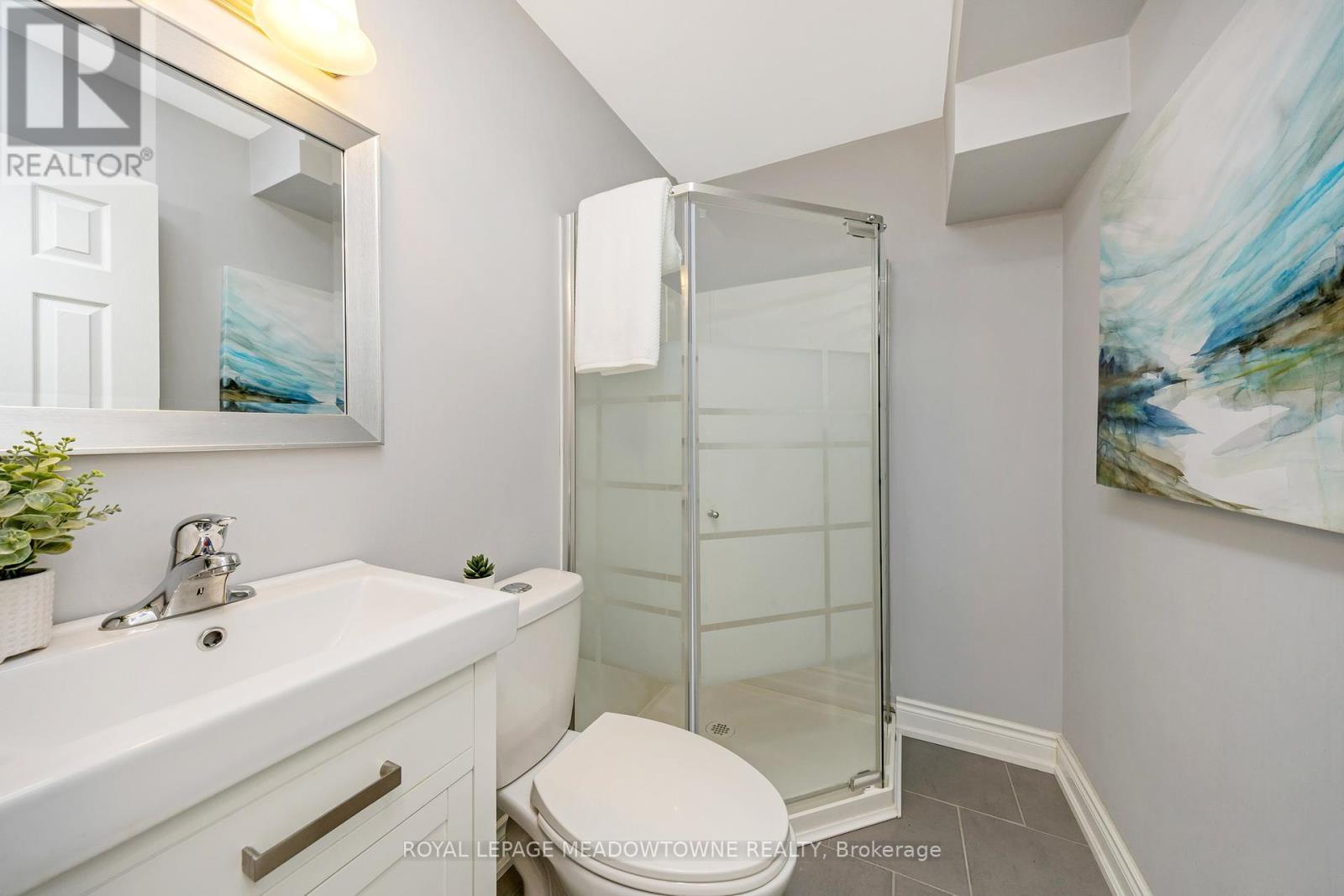 












307 YATES DRIVE

,
Milton,




Ontario
L9T2Y4

