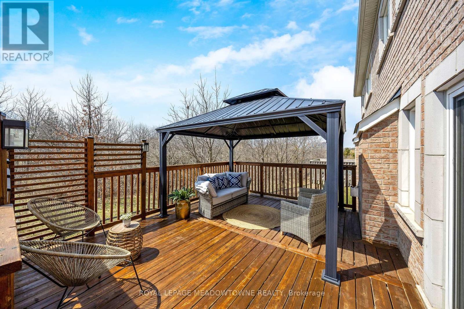 












307 YATES DRIVE

,
Milton,




Ontario
L9T2Y4

