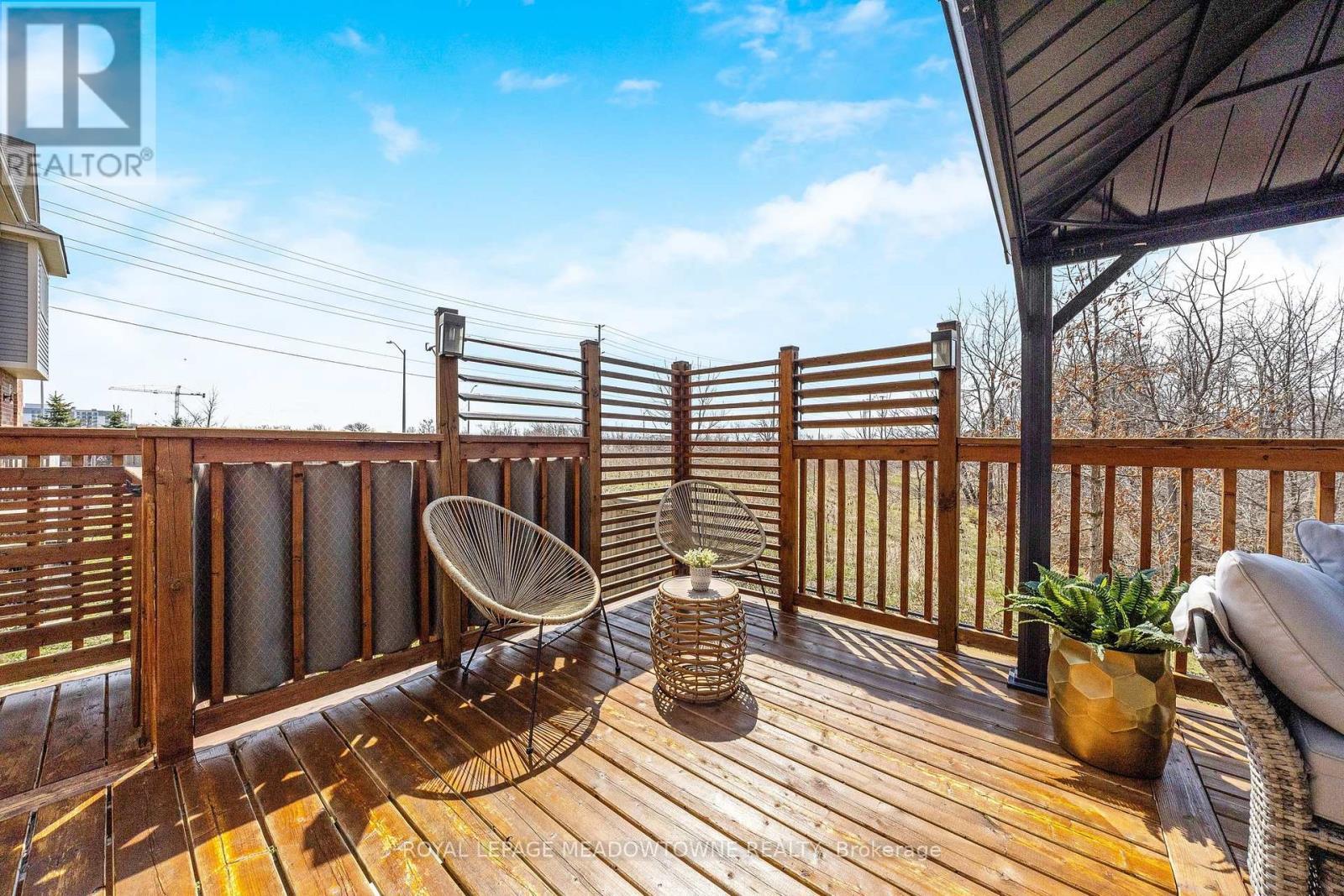












307 YATES DRIVE

,
Milton,




Ontario
L9T2Y4

