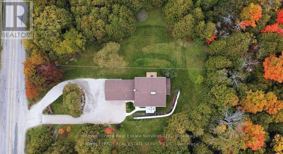 












208 SKI HILL ROAD

,
Kawartha Lakes (Manvers),




Ontario
L0A1A0

