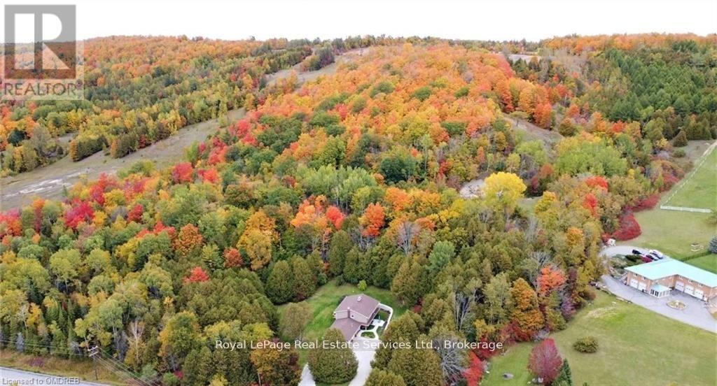












208 SKI HILL ROAD

,
Kawartha Lakes (Manvers),




Ontario
L0A1A0

