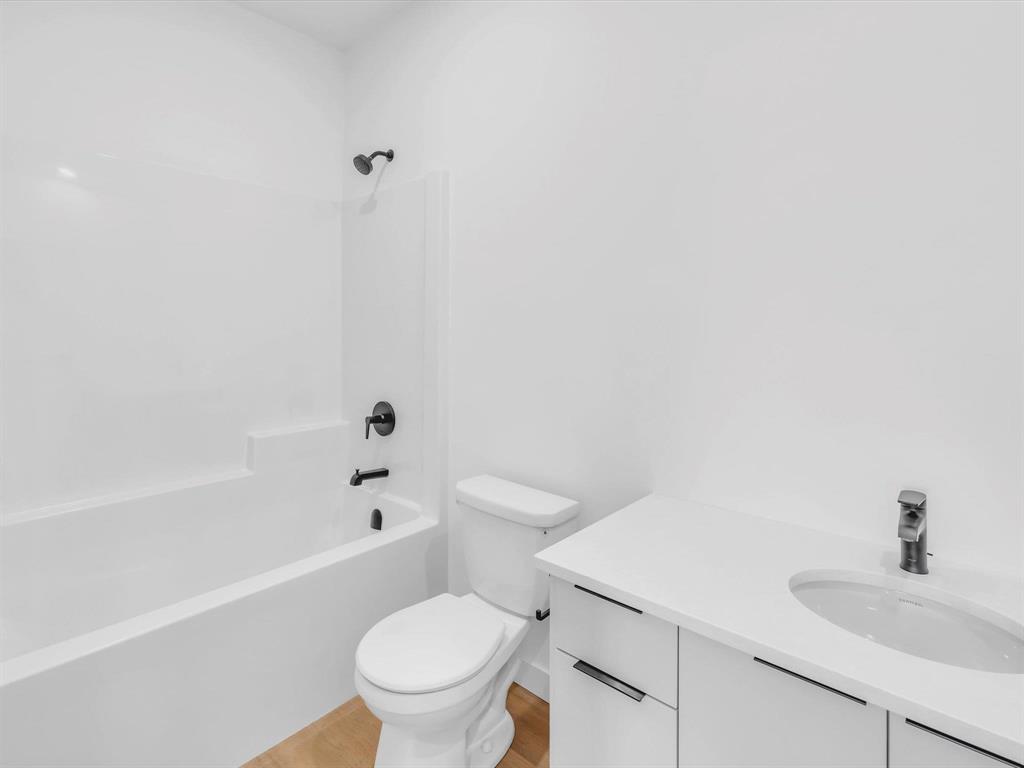 












48 Wild Plum Lane

,
Steinbach,




Manitoba
R5G2Z1

