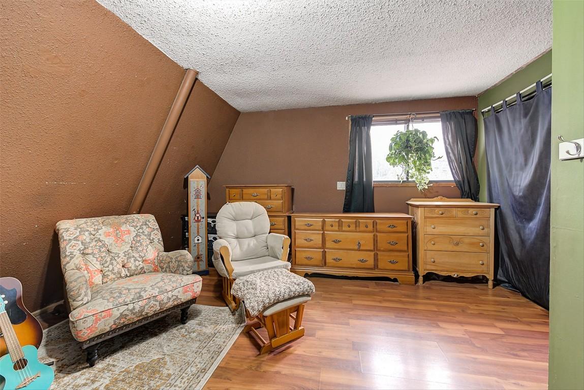









5974


Farmers

Drive,
Kelowna,




BC
V1P 1A3

