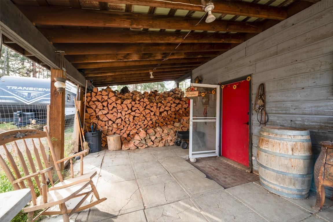 









5974


Farmers

Drive,
Kelowna,




BC
V1P 1A3

