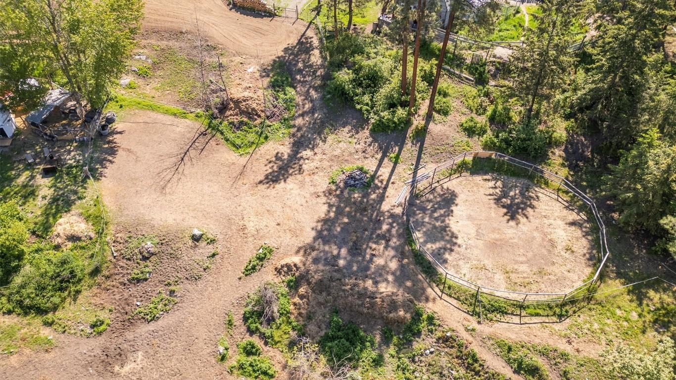 









5974


Farmers

Drive,
Kelowna,




BC
V1P 1A3

