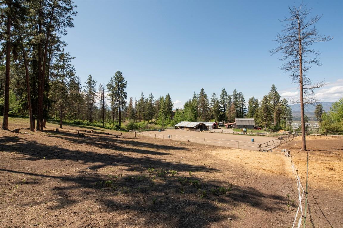 









5974


Farmers

Drive,
Kelowna,




BC
V1P 1A3

