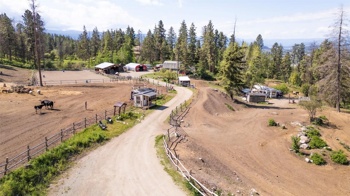 









5974


Farmers

Drive,
Kelowna,




BC
V1P 1A3

