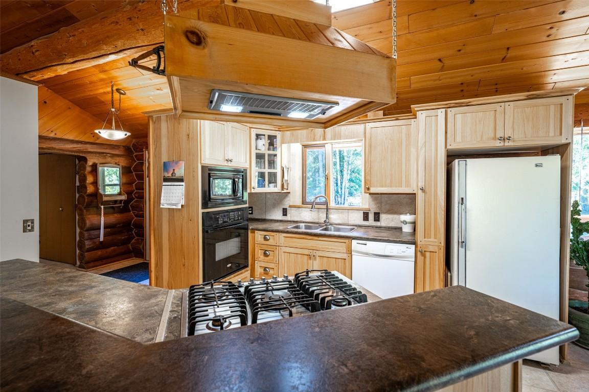 









1474


6

Highway,
Cherryville,




BC
V0E 2G1

