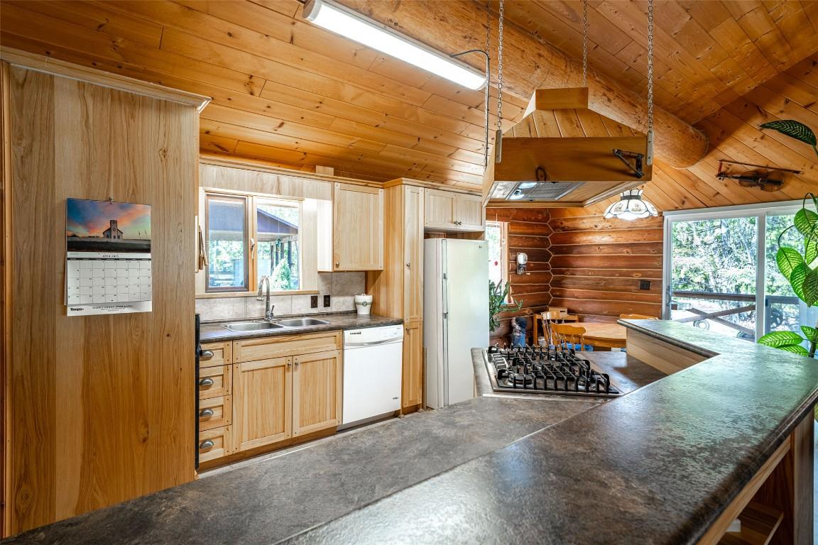 









1474


6

Highway,
Cherryville,




BC
V0E 2G1

