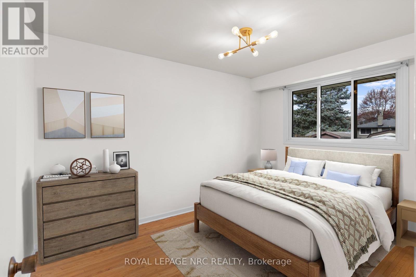 












5939 HILLCREST CRESCENT

,
Niagara Falls (Church's Lane),




Ontario
L2J2A8

