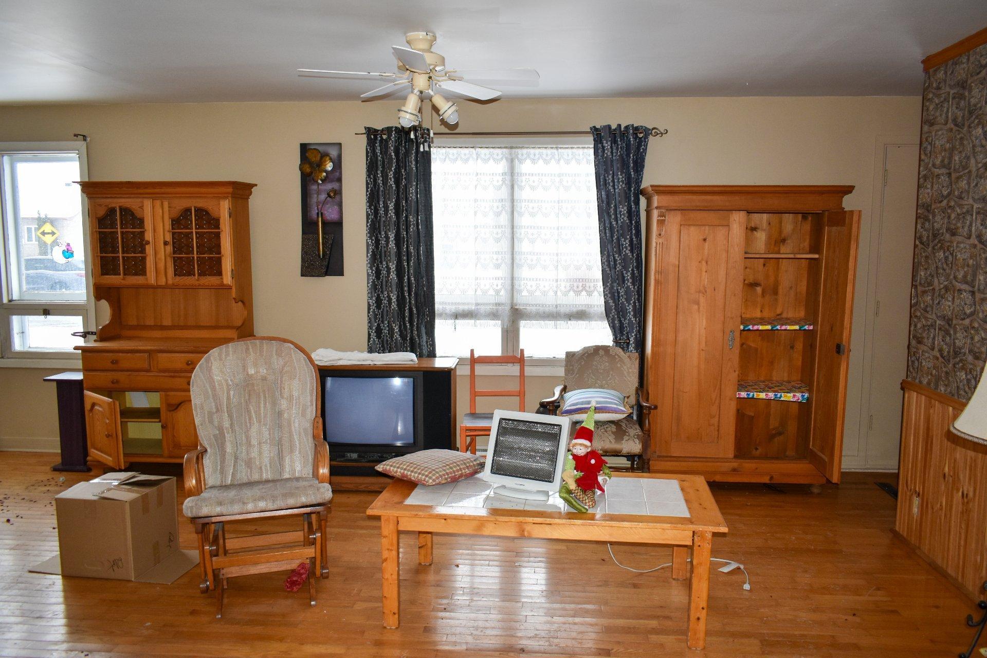 









1105


9e Rang

,
Saint-Wenceslas,




QC
G0Z1J0

