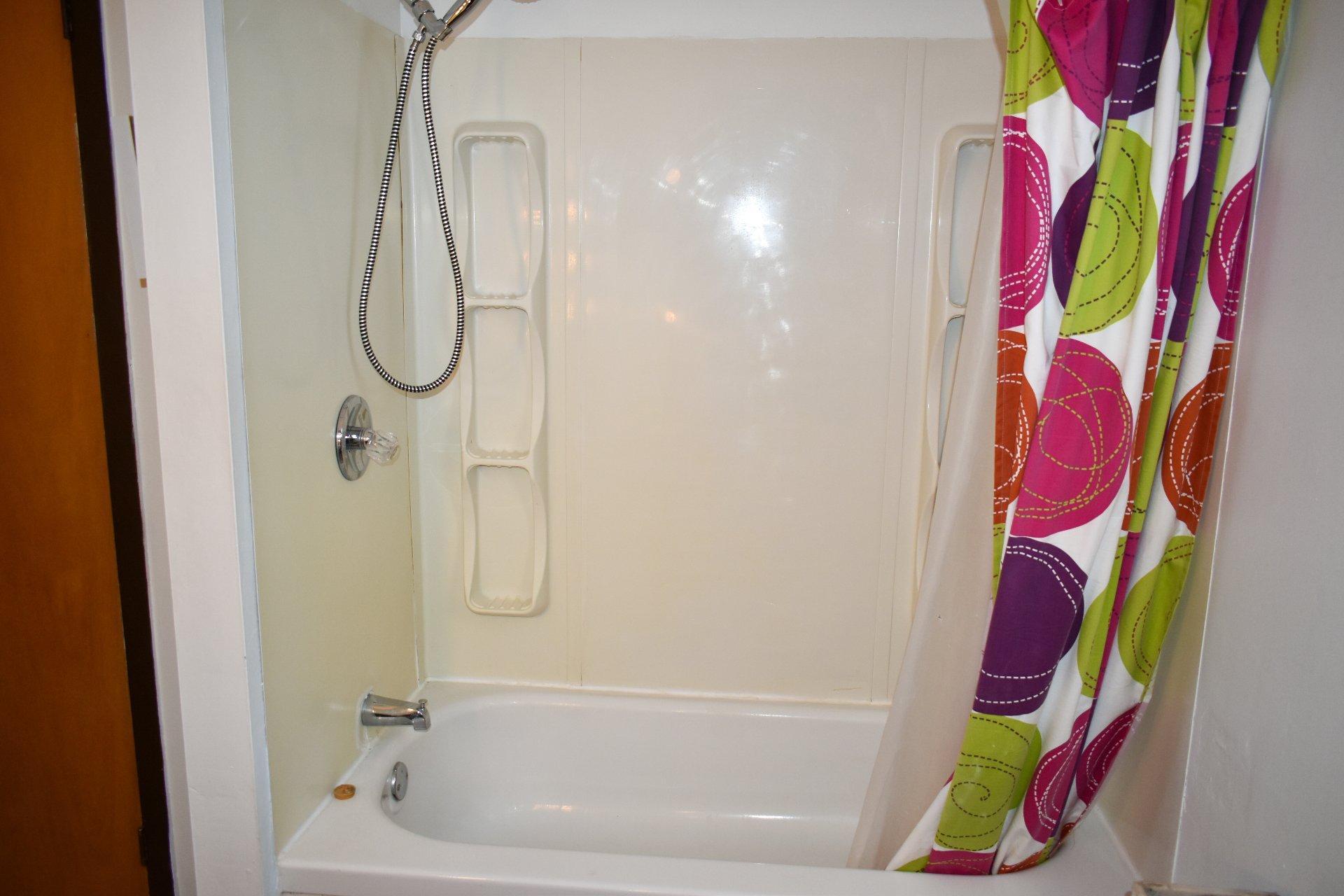









1105


9e Rang

,
Saint-Wenceslas,




QC
G0Z1J0


