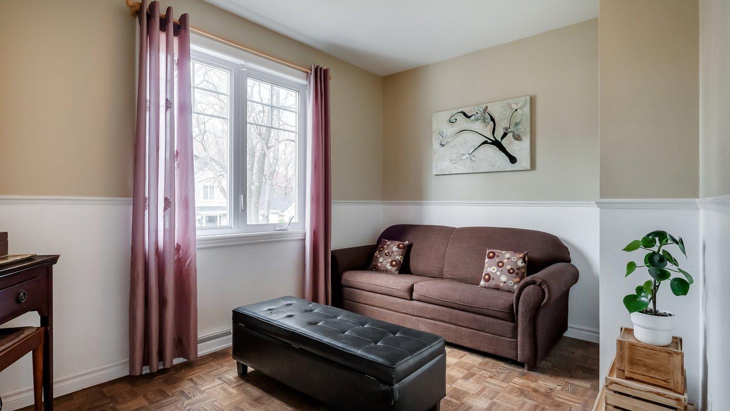 









88


Rue du Piémont

,
Sainte-Julie,




QC
J3E3A7

