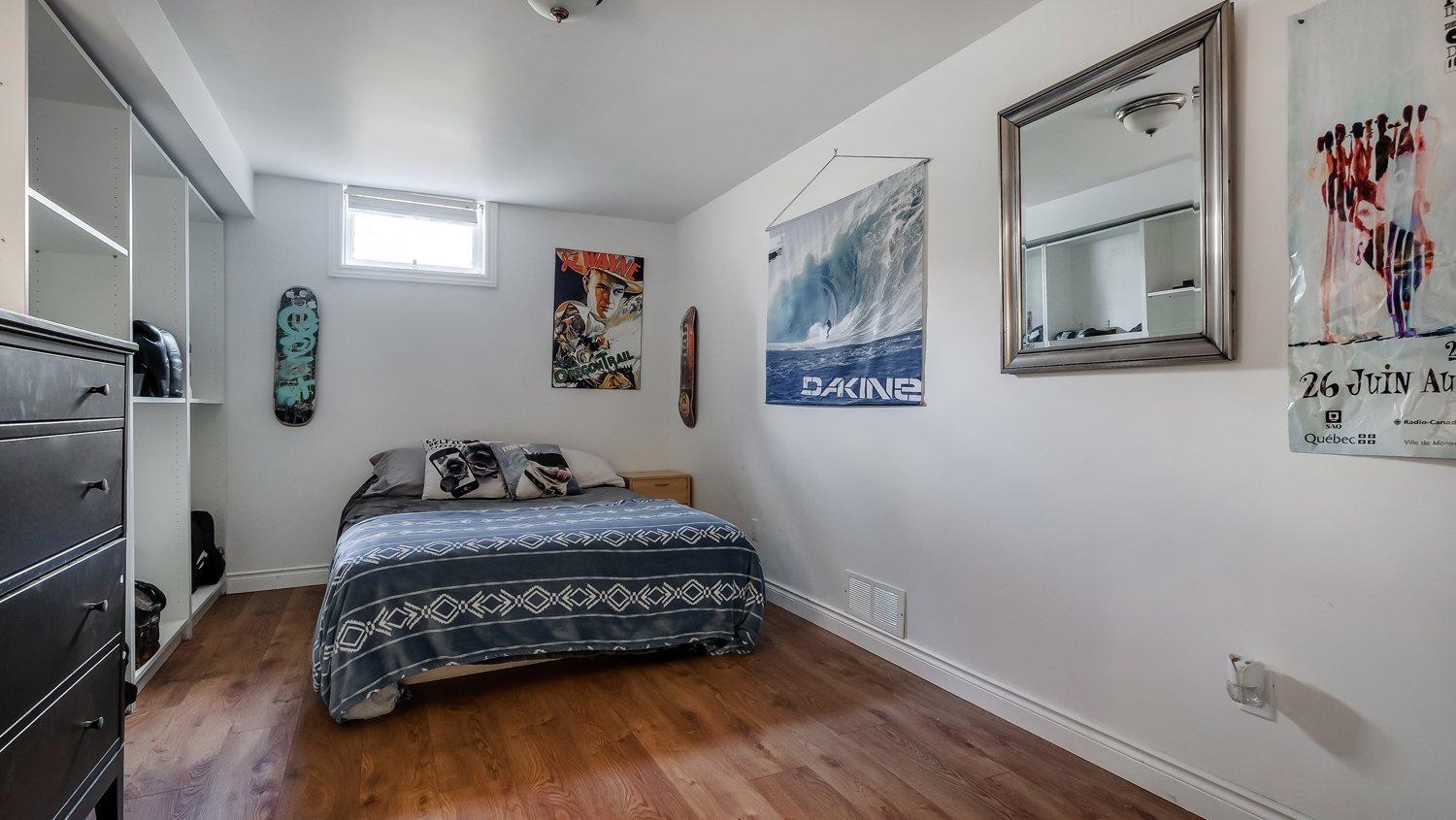 









88


Rue du Piémont

,
Sainte-Julie,




QC
J3E3A7

