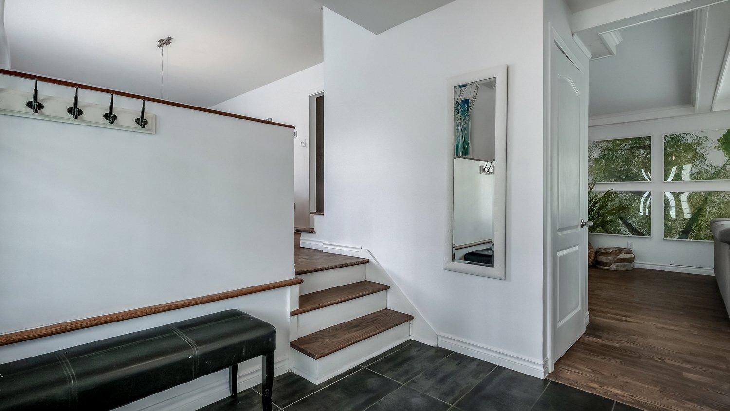









88


Rue du Piémont

,
Sainte-Julie,




QC
J3E3A7

