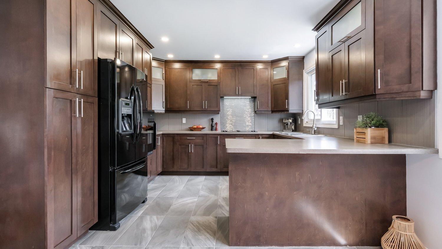 









88


Rue du Piémont

,
Sainte-Julie,




QC
J3E3A7

