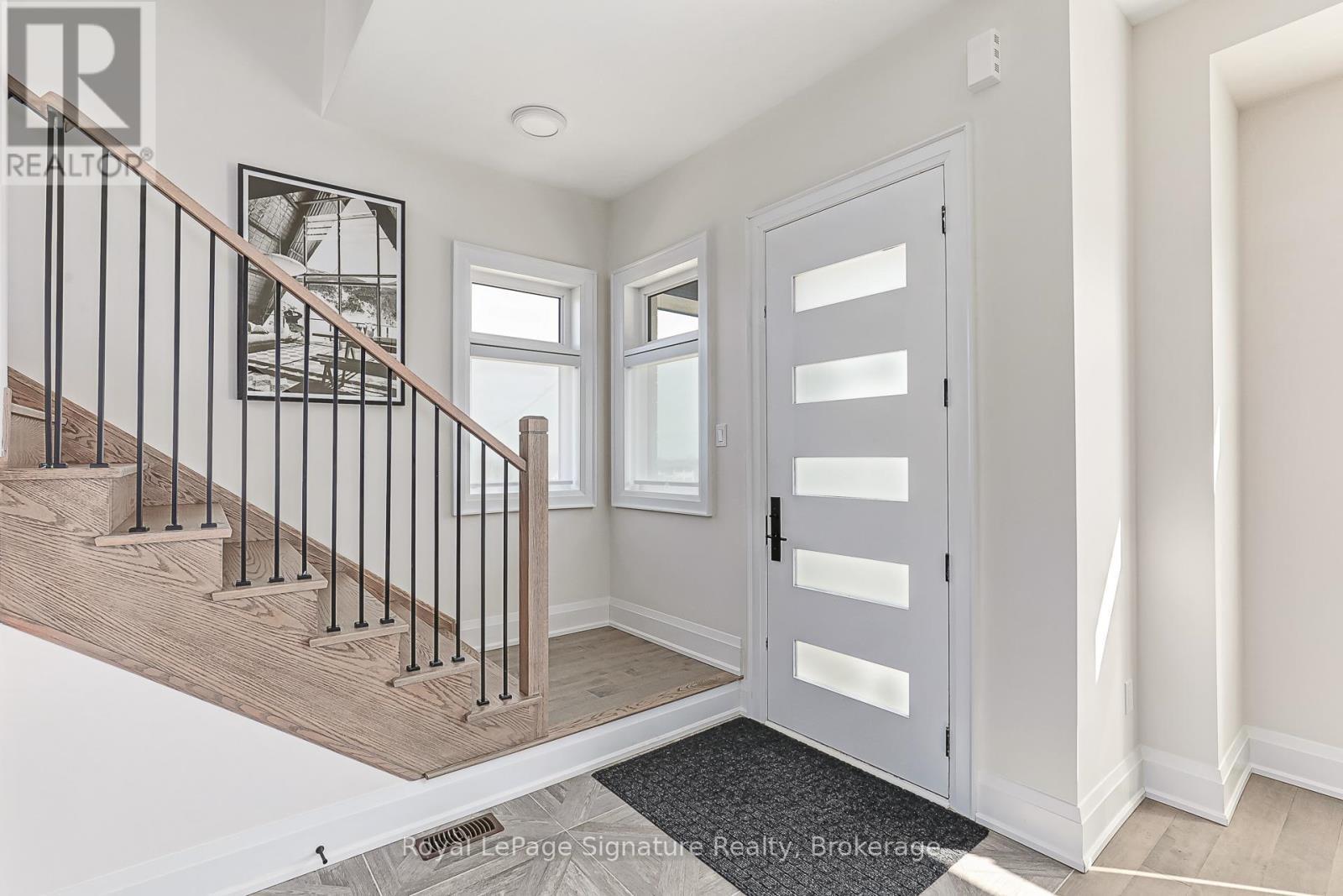 












114 CLEMENT LANE

,
Blue Mountains,




Ontario
N0H1J0

