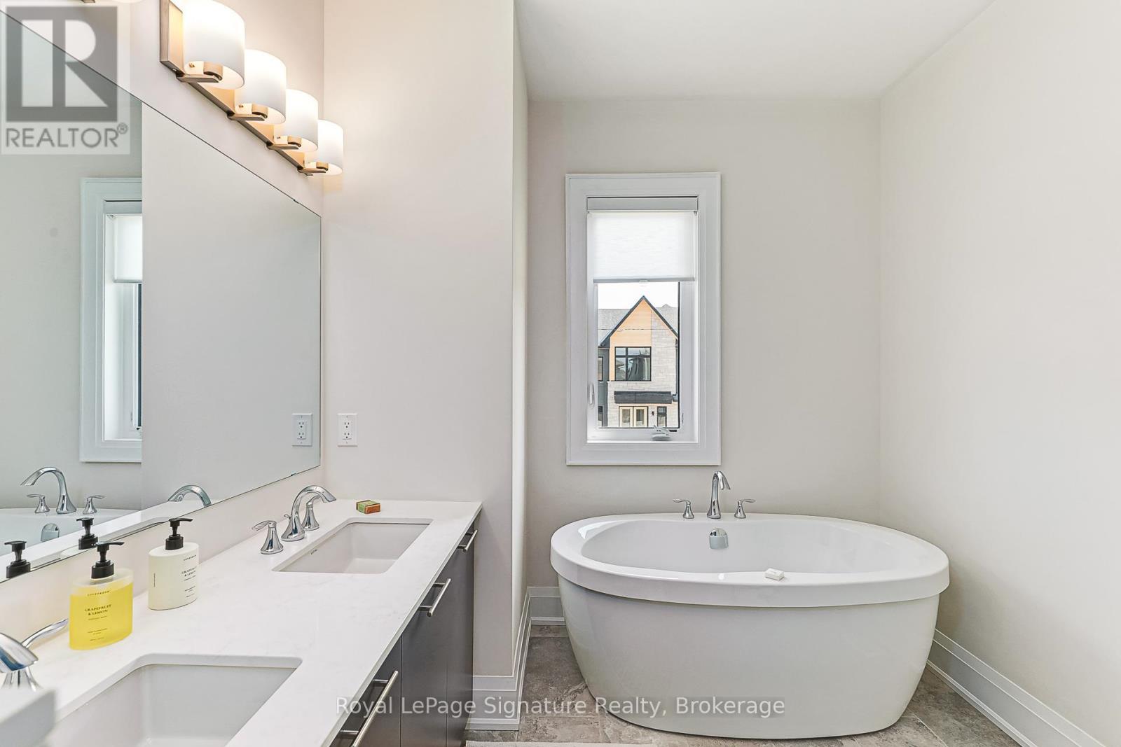 












114 CLEMENT LANE

,
Blue Mountains,




Ontario
N0H1J0


