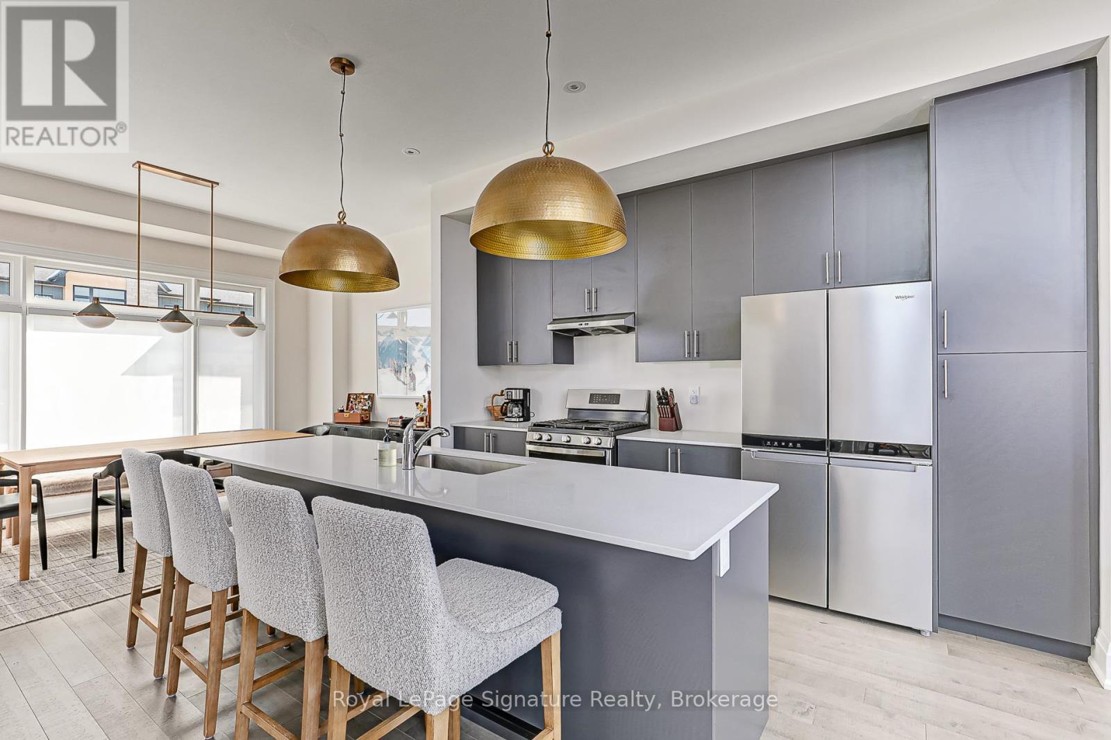 












114 CLEMENT LANE

,
Blue Mountains,




Ontario
N0H1J0

