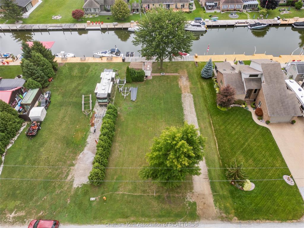 









19155


Light Cove

Avenue,
Lighthouse Cove,







ON
N0P 2L0

