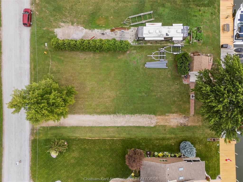 









19155


Light Cove

Avenue,
Lighthouse Cove,







ON
N0P 2L0

