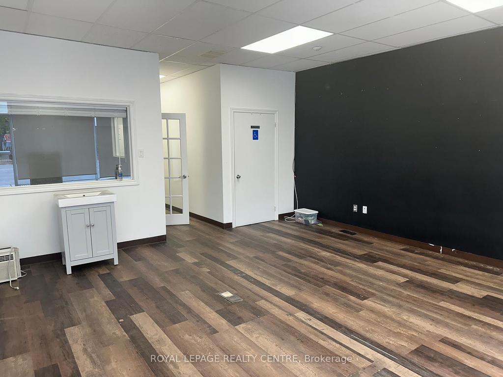 









250


Lakeshore

Road East, B,
Mississauga,




ON
L5G 1G6

