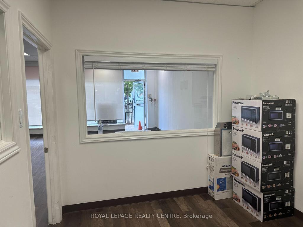 









250


Lakeshore

Road East, B,
Mississauga,




ON
L5G 1G6

