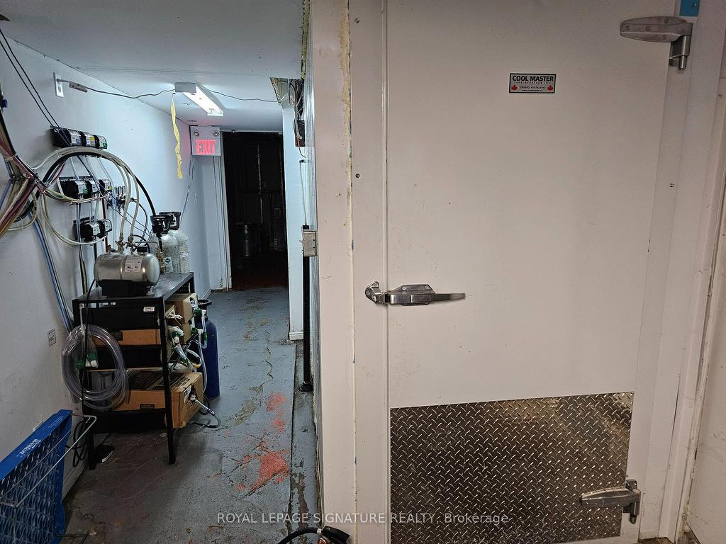 









1954


Yonge

Street,
Toronto,




ON
M4S 3E5

