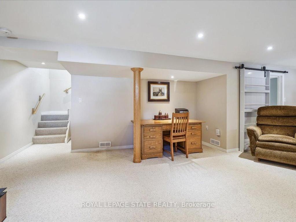 









68


Greenwood

Street,
Hamilton,




ON
L8T 3N3

