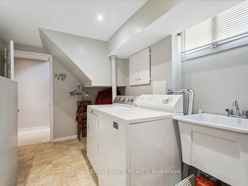 









68


Greenwood

Street,
Hamilton,




ON
L8T 3N3

