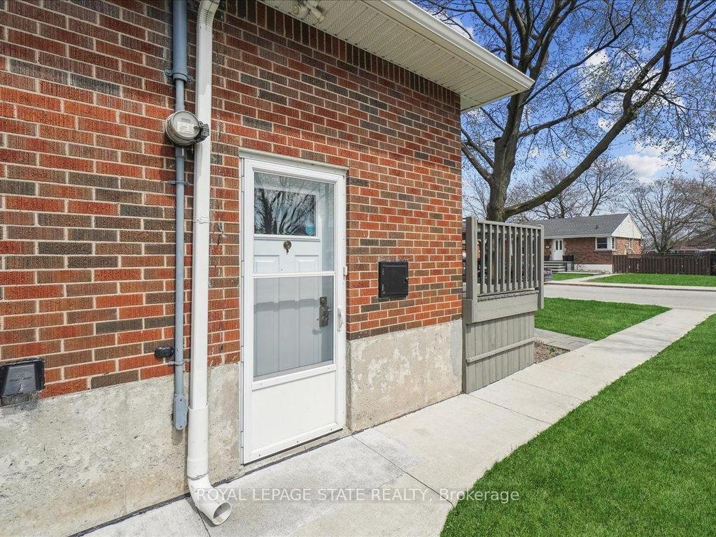 









68


Greenwood

Street,
Hamilton,




ON
L8T 3N3

