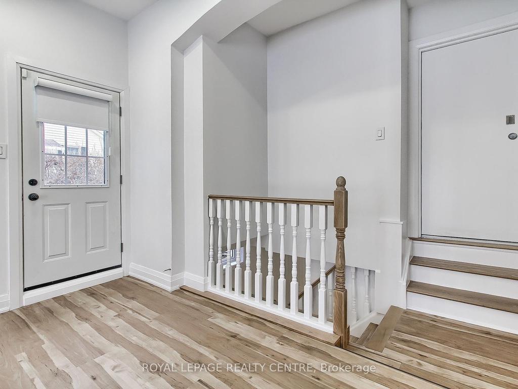 









2552


Whaley

Drive, Lower,
Mississauga,




ON
L5B 1X2


