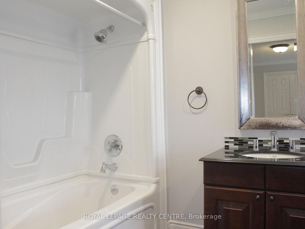 









5425


Eighth

Line, 3,
Milton,




ON
L9E 1A3

