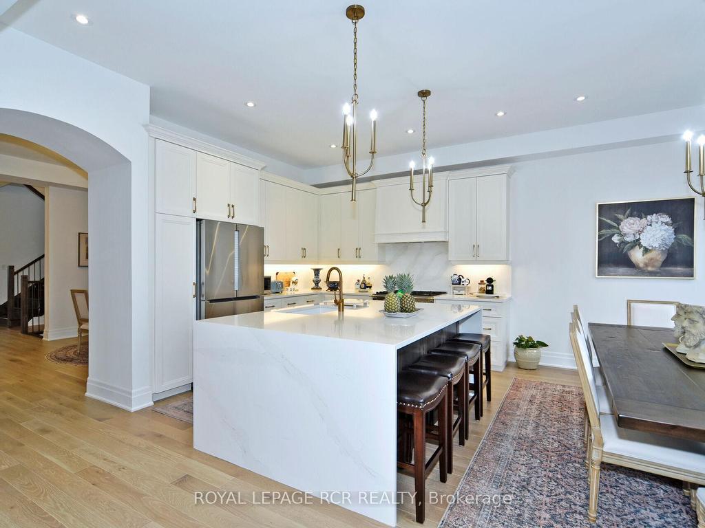 









200


Silver Creek

Drive,
Vaughan,




ON
L3L 0B5

