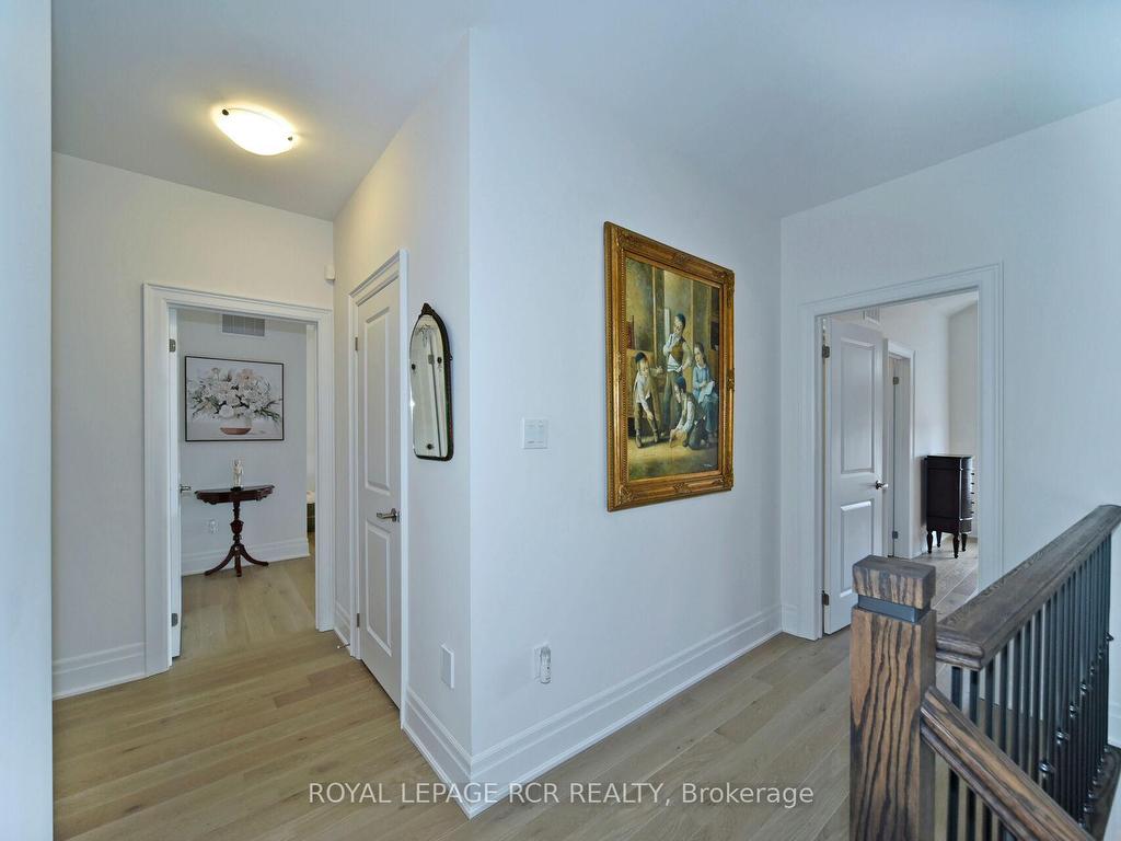 









200


Silver Creek

Drive,
Vaughan,




ON
L3L 0B5

