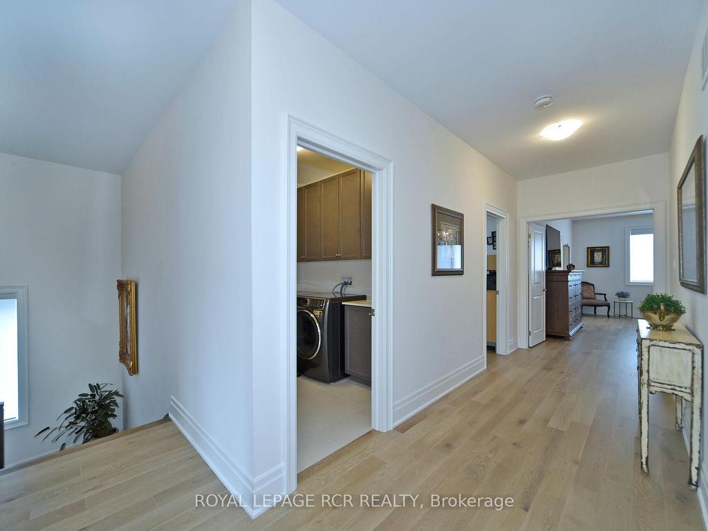 









200


Silver Creek

Drive,
Vaughan,




ON
L3L 0B5

