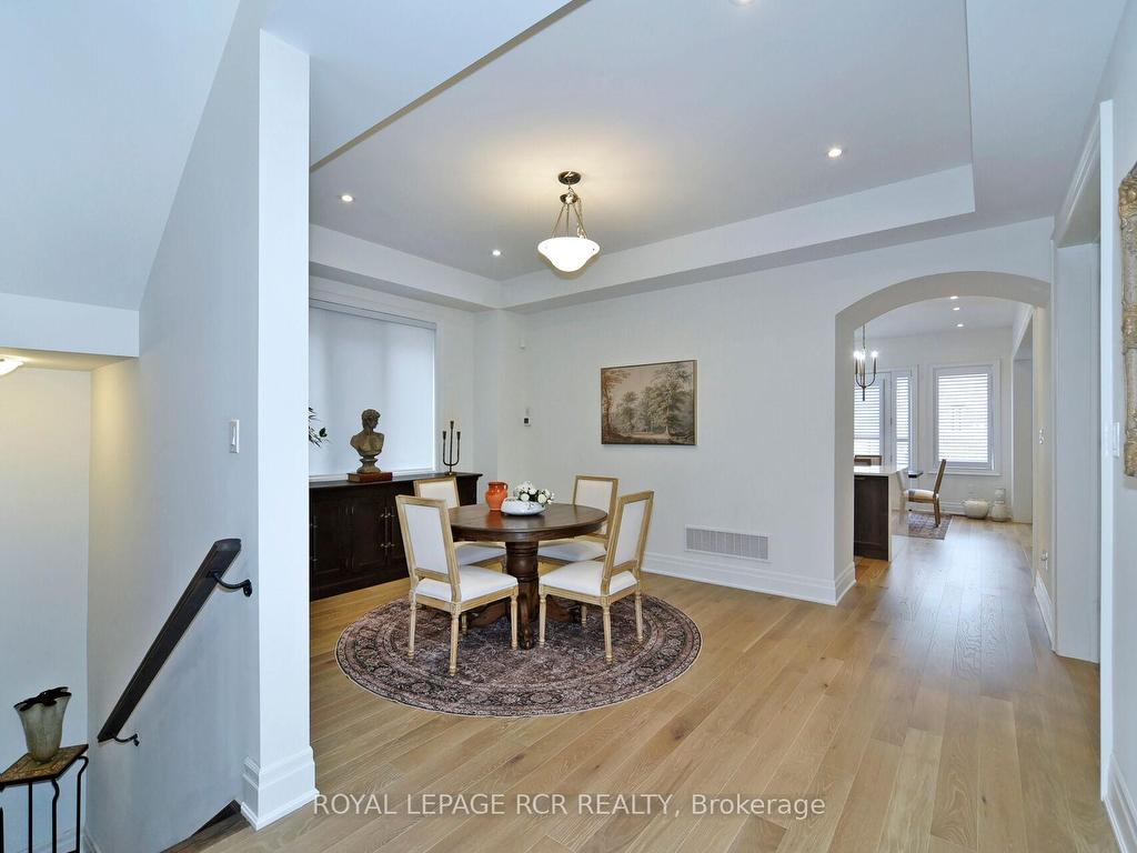 









200


Silver Creek

Drive,
Vaughan,




ON
L3L 0B5

