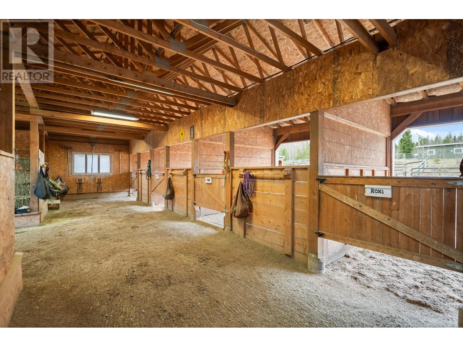 












6594 FOOTHILLS ROAD

,
100 Mile House,




British Columbia
V0K2E3

