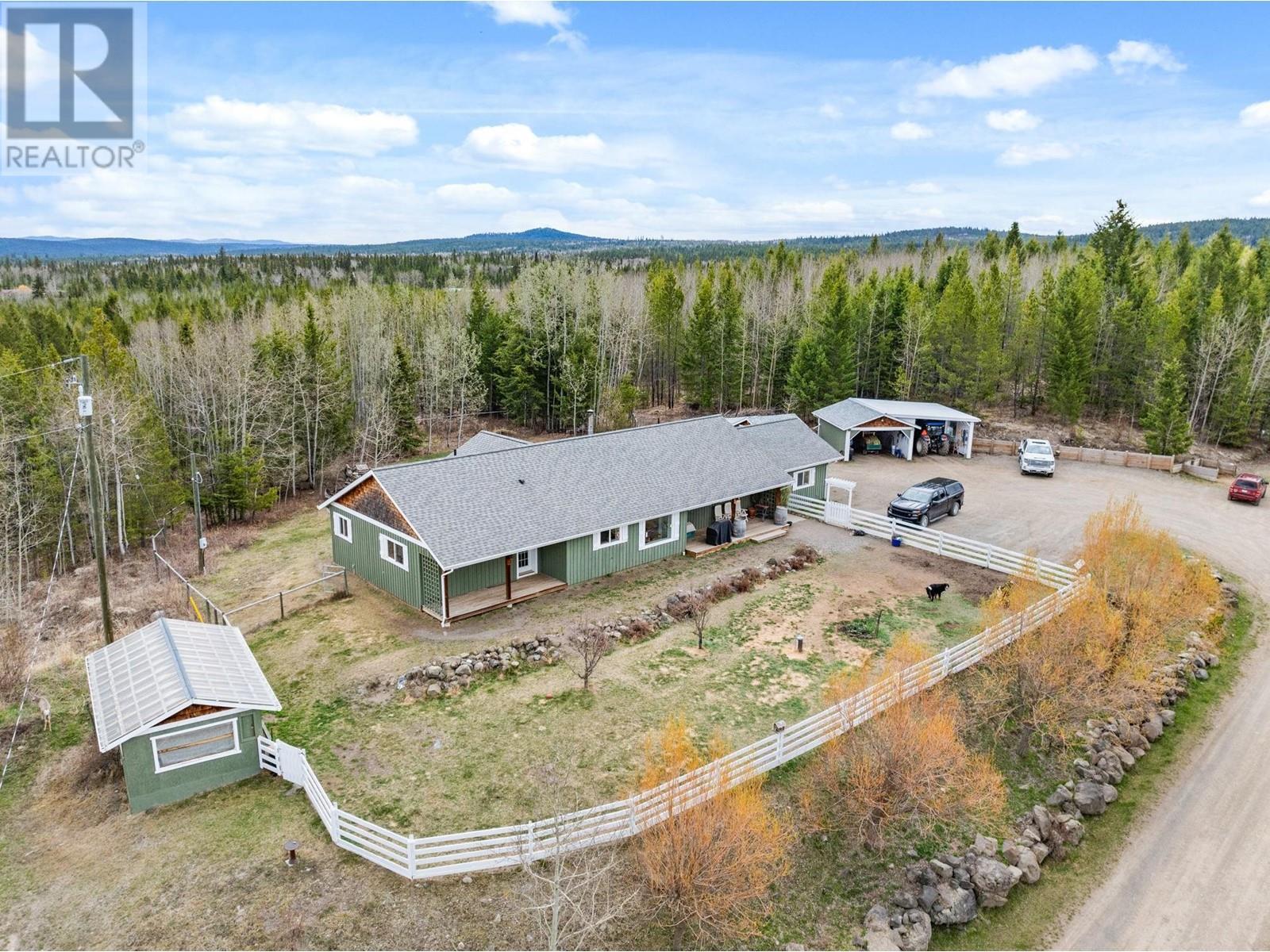 












6594 FOOTHILLS ROAD

,
100 Mile House,




British Columbia
V0K2E3

