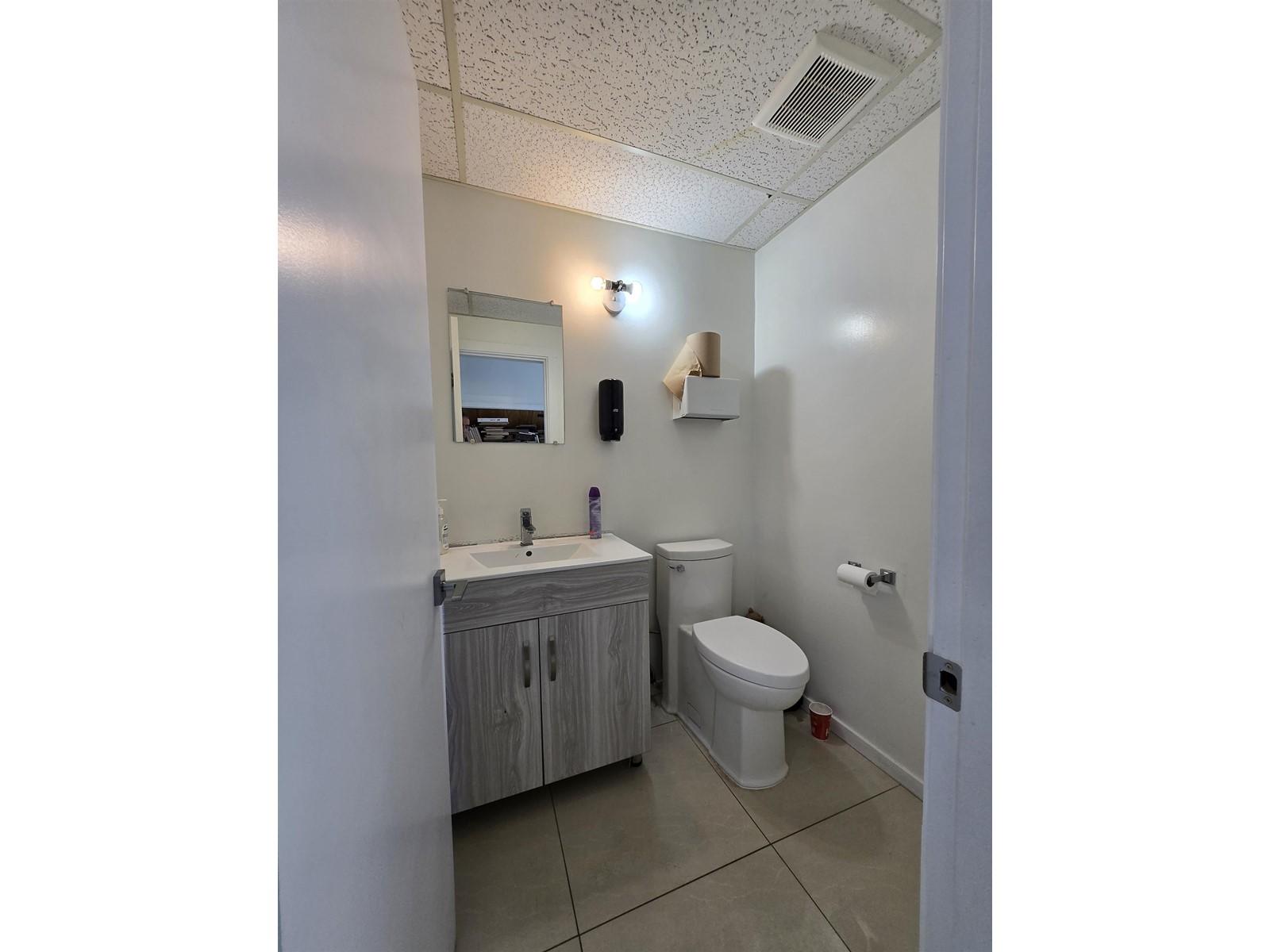 












12975 80 AVENUE

,
Surrey,




British Columbia
V3W3B1

