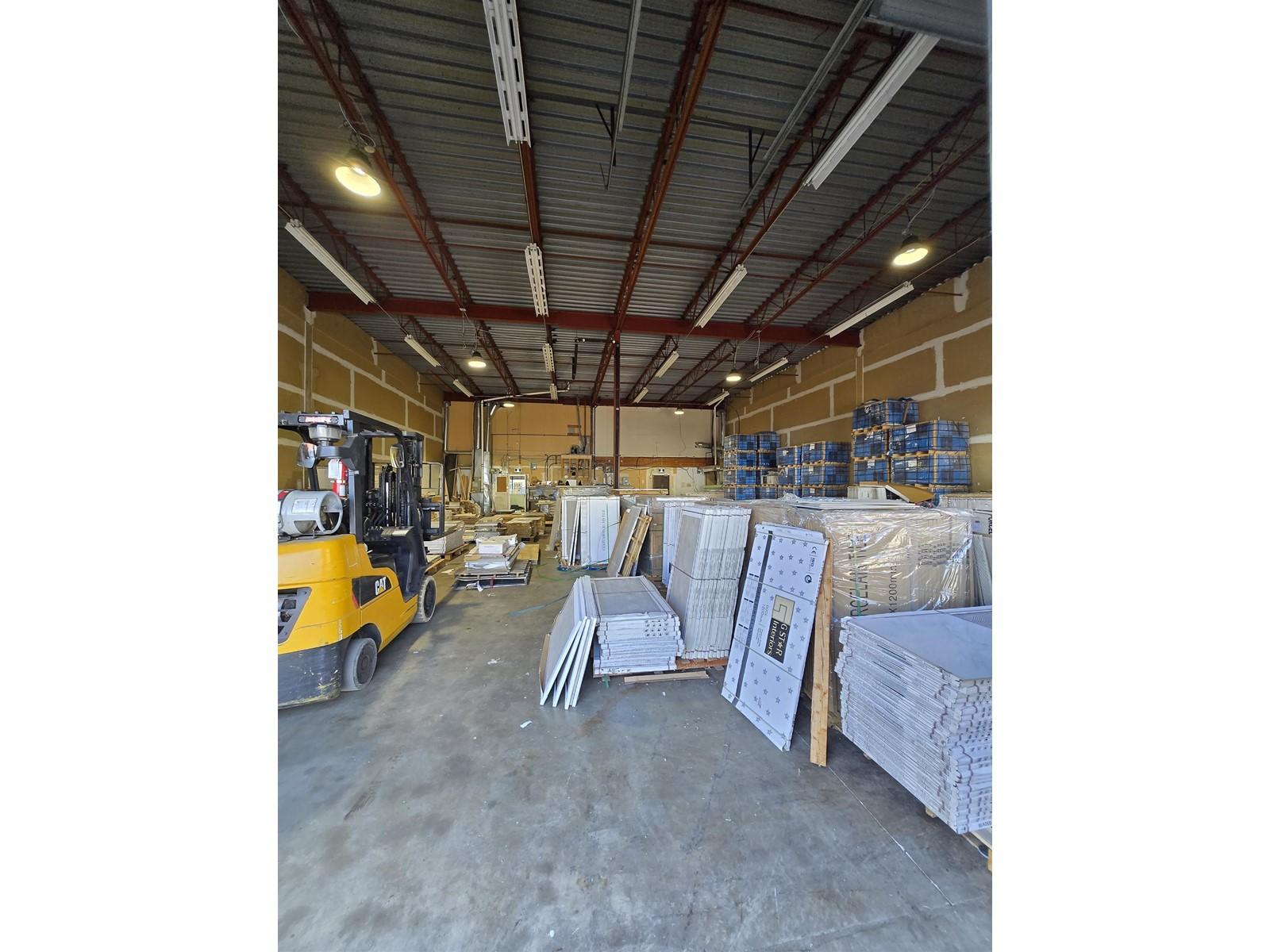 












12975 80 AVENUE

,
Surrey,




British Columbia
V3W3B1

