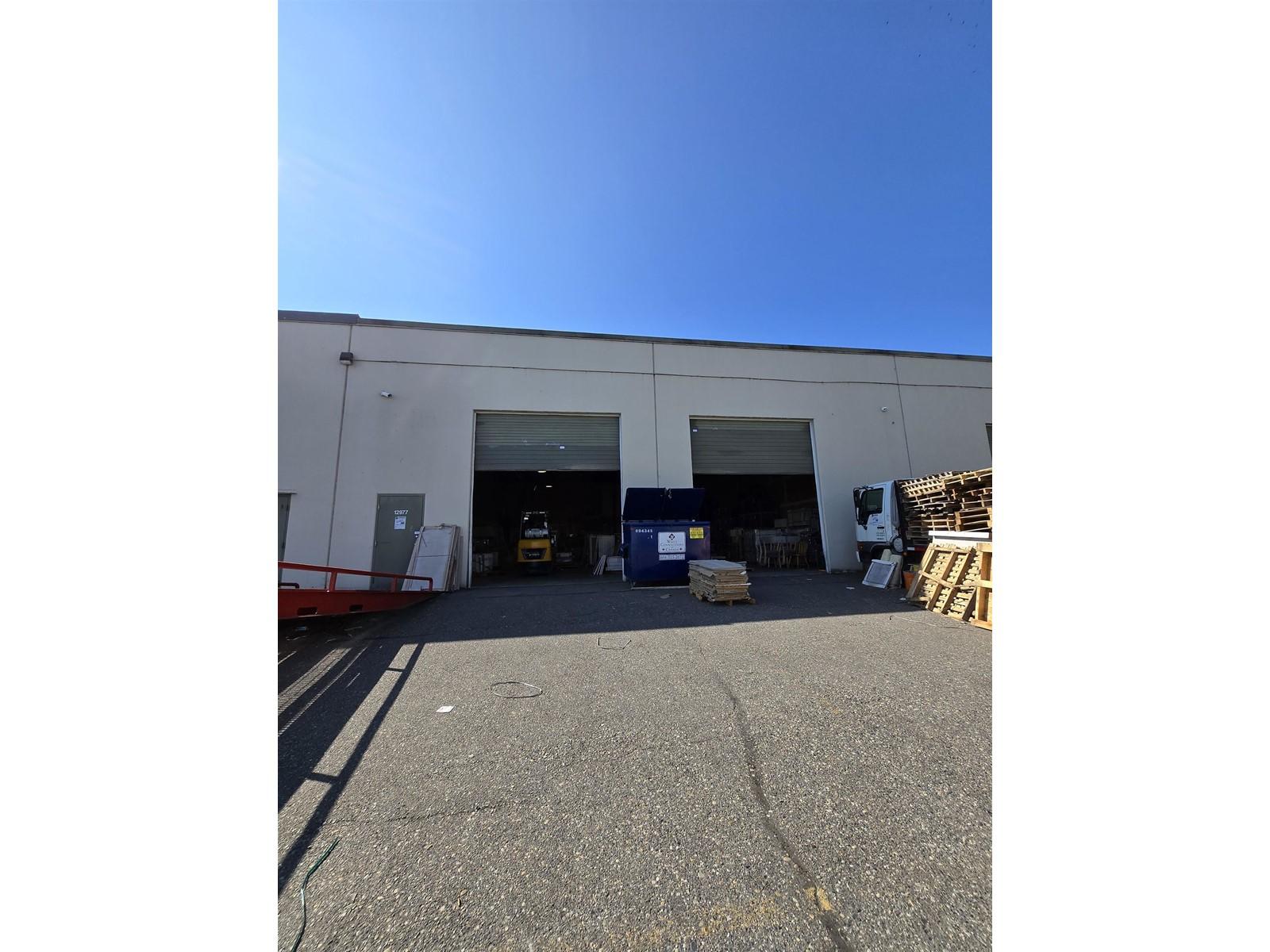 












12975 80 AVENUE

,
Surrey,




British Columbia
V3W3B1

