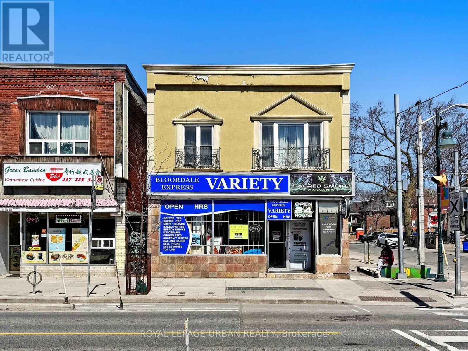 












1264 BLOOR STREET W

,
Toronto,




Ontario
M6H1N8

