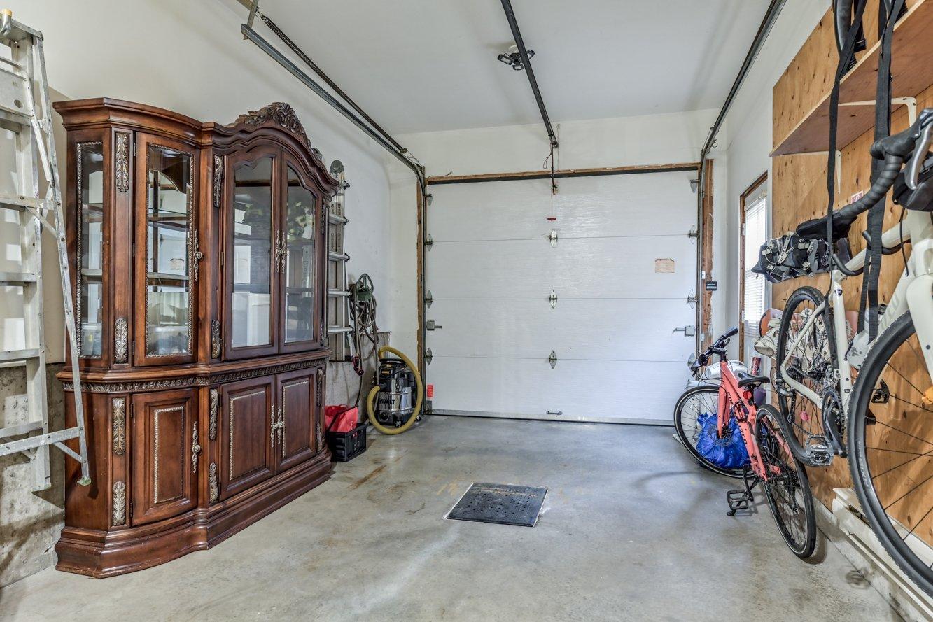 









2052


Rue Honoré-Mercier

,
Sainte-Julie,




QC
J3E2K1

