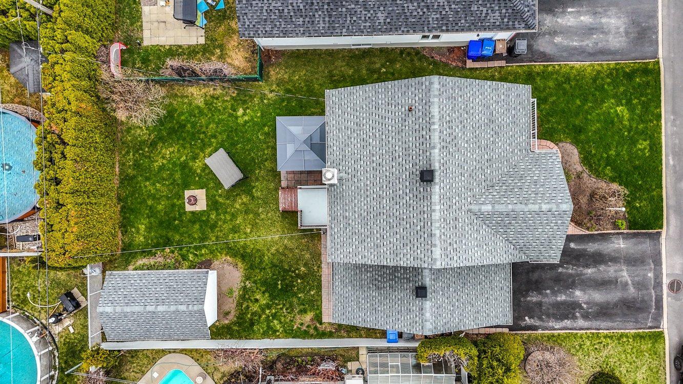 









2052


Rue Honoré-Mercier

,
Sainte-Julie,




QC
J3E2K1

