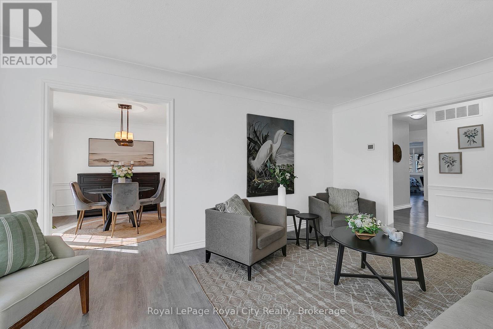 












1873 FOUR SEASONS DRIVE

,
Burlington (Tyandaga),




Ontario
L7P3B1

