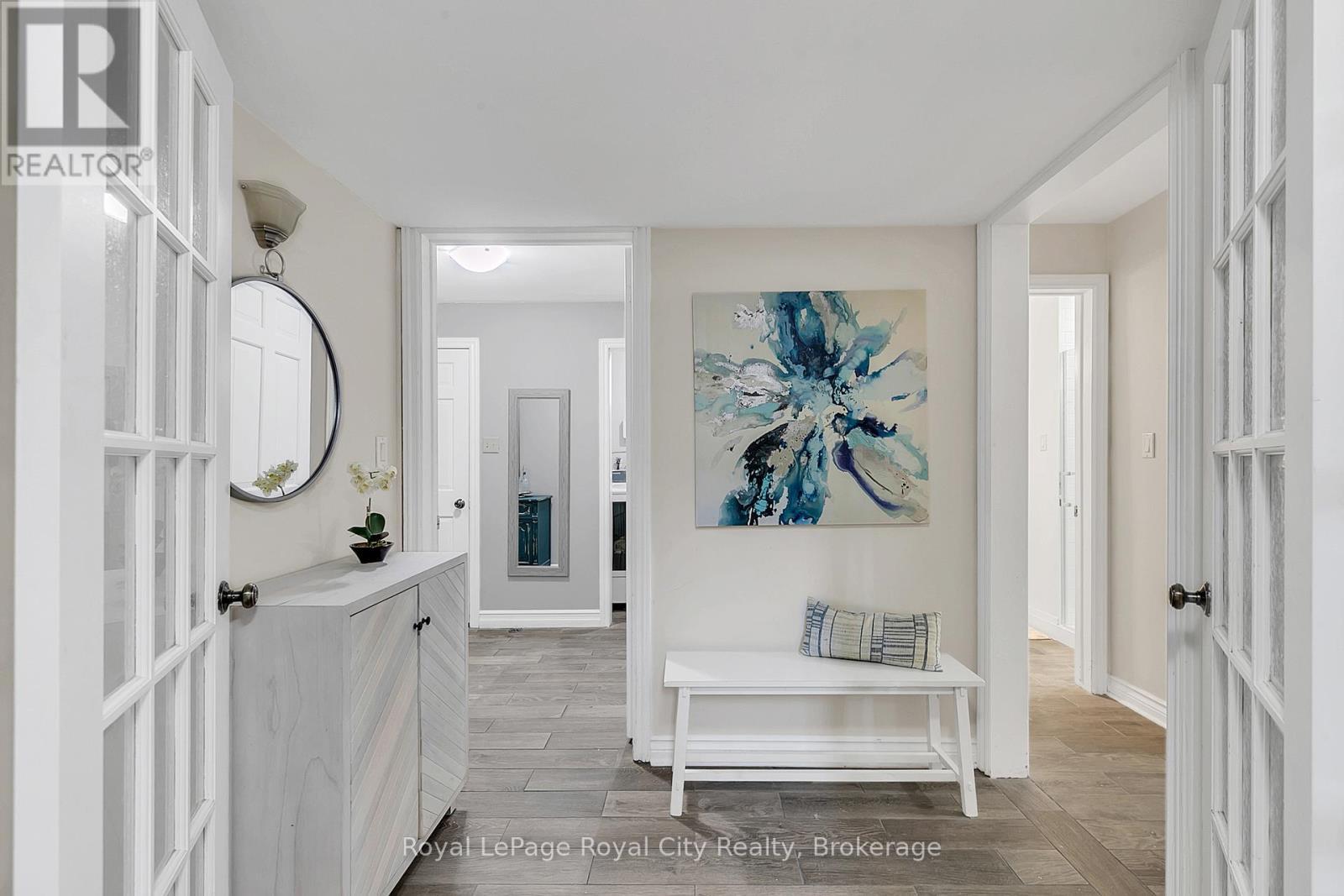 












1873 FOUR SEASONS DRIVE

,
Burlington (Tyandaga),




Ontario
L7P3B1

