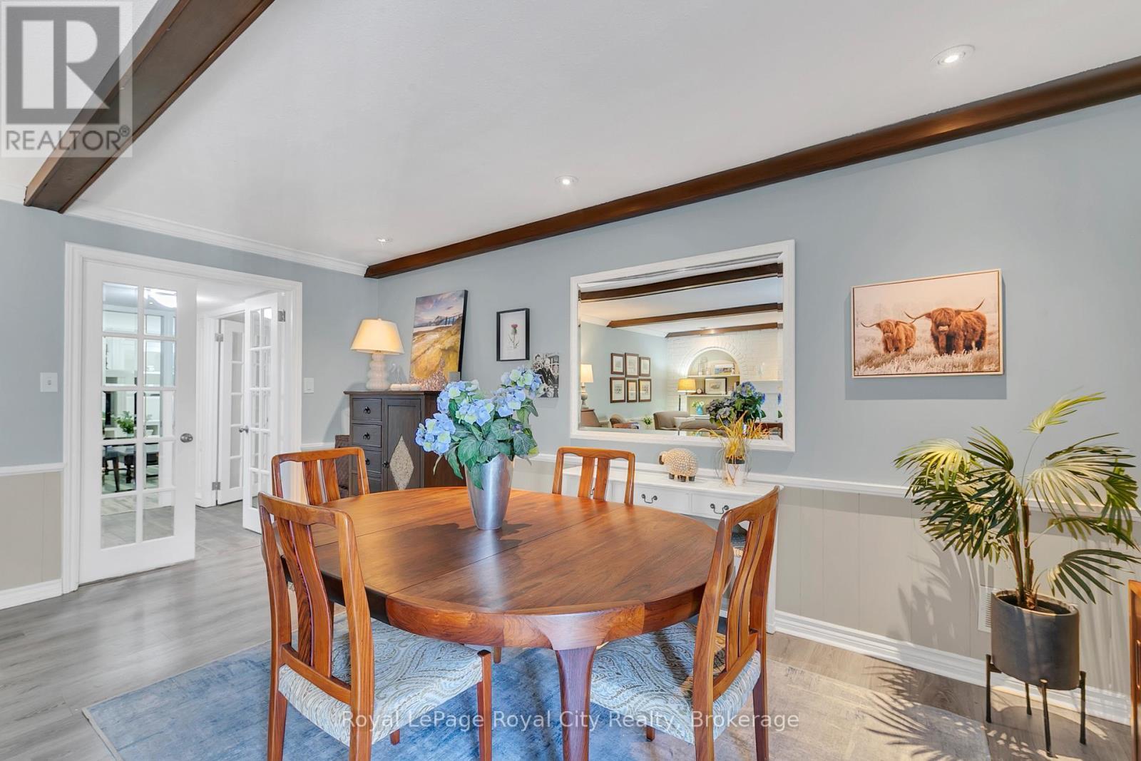 












1873 FOUR SEASONS DRIVE

,
Burlington (Tyandaga),




Ontario
L7P3B1

