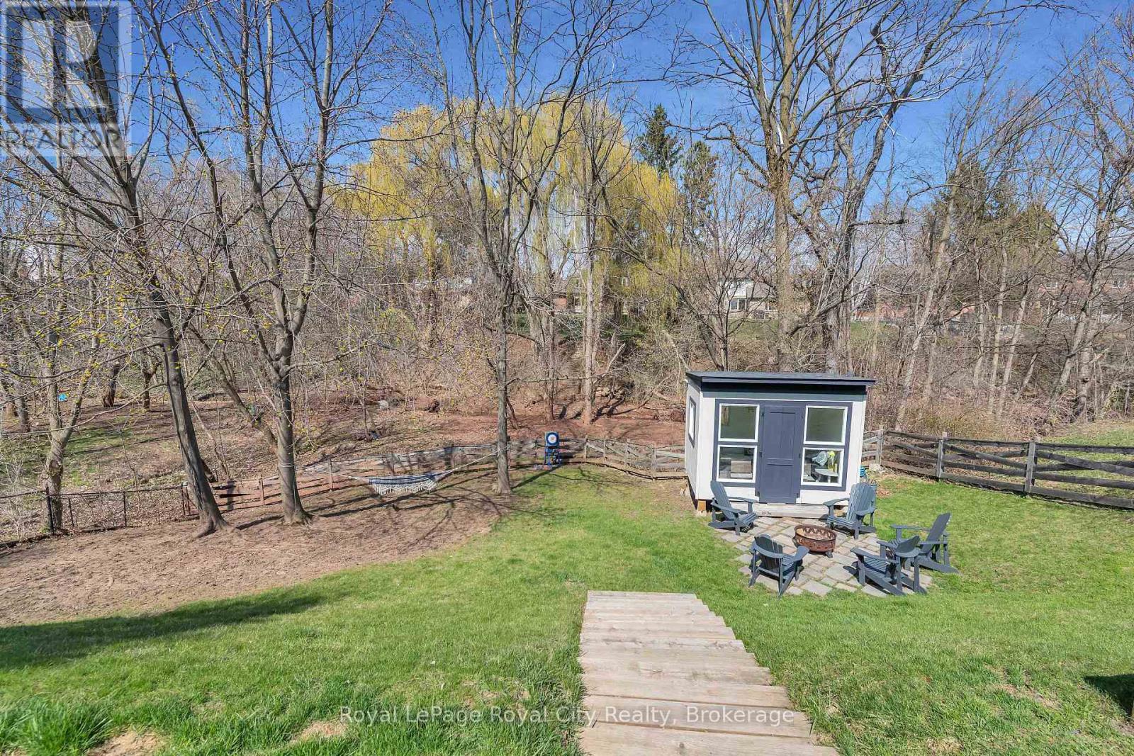 












1873 FOUR SEASONS DRIVE

,
Burlington (Tyandaga),




Ontario
L7P3B1

